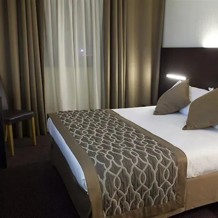 Ξενοδοχείο Ifec