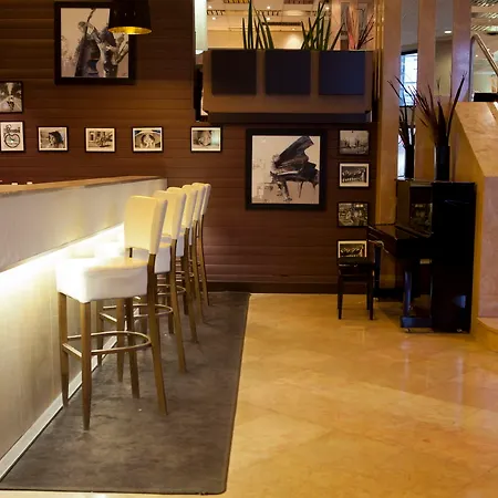 Ξενοδοχείο Ifec